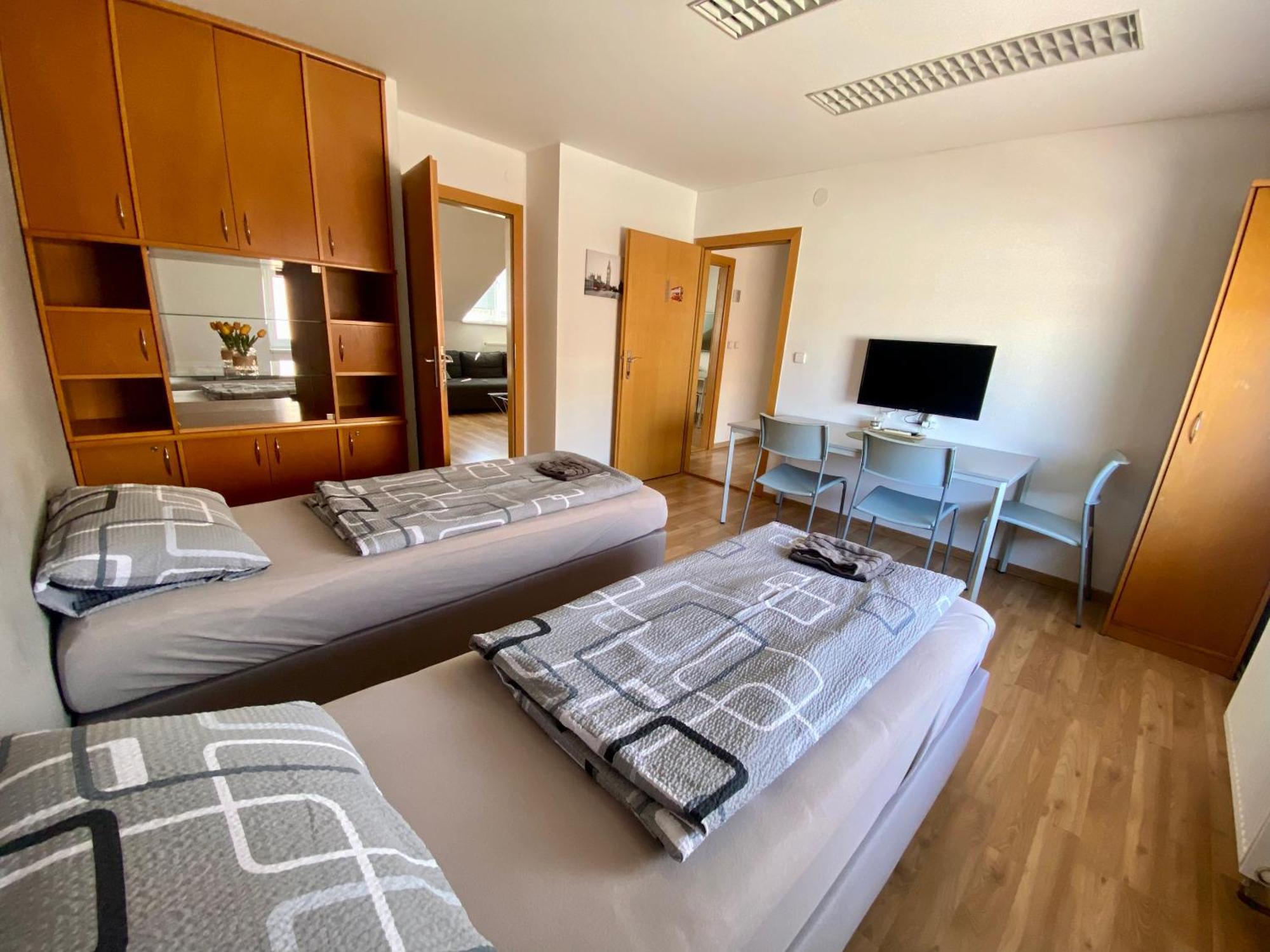 3-Bedroom Apartment In Rajhrad, With Kitchen, 2 Bathrooms, Parking Экстерьер фото