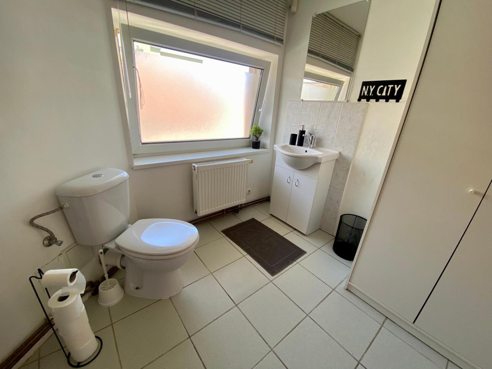 3-Bedroom Apartment In Rajhrad, With Kitchen, 2 Bathrooms, Parking Экстерьер фото